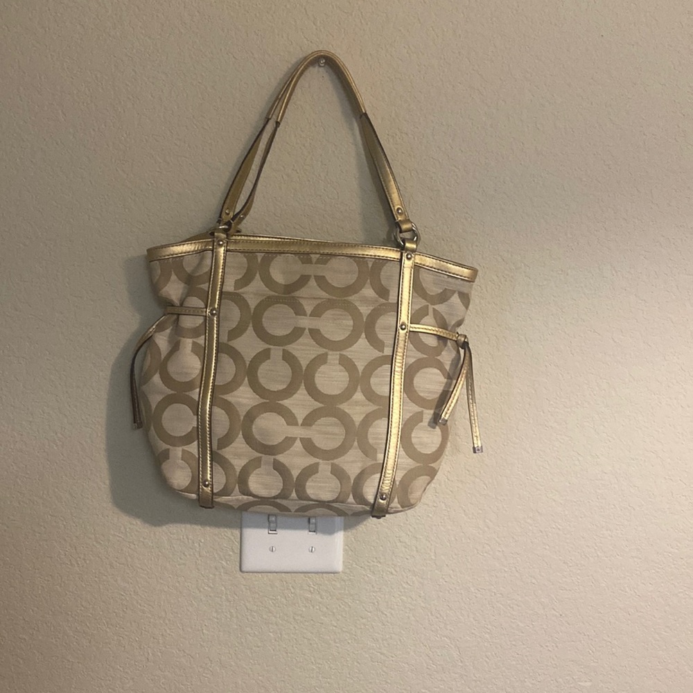 Coach purse
